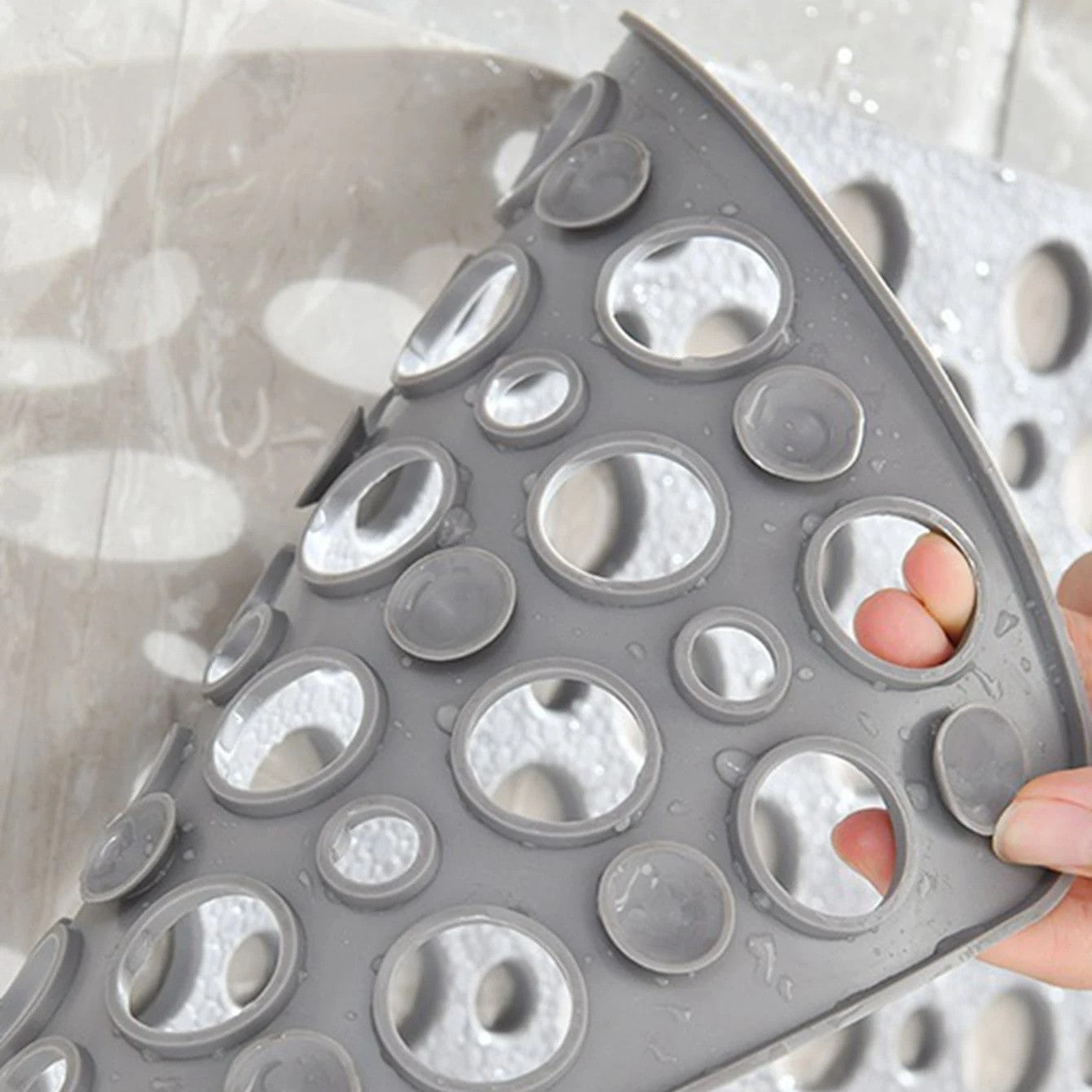 SAFEGRIP™ ANTI-SLIP SHOWER MAT