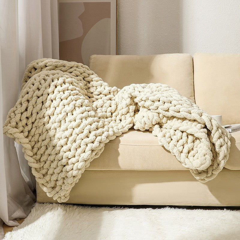 ASTRA CHUNKY PLUSH KNIT BLANKET
