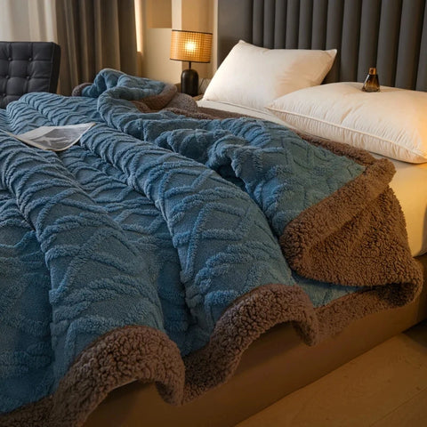 Thick Cable Knit Sherpa Fleece Blanket