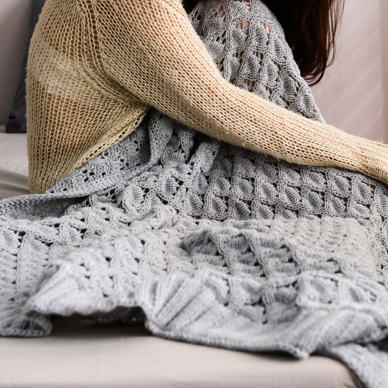 OSLO DIAMOND-KNIT SPRING THROW