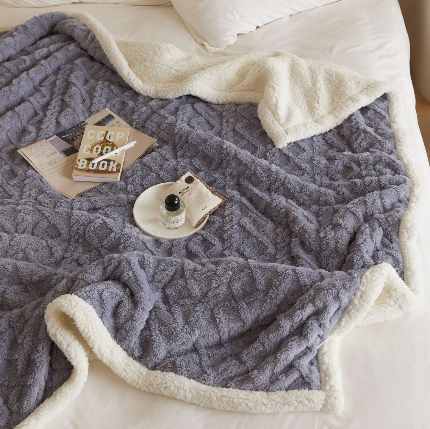 CLOUDSOFT FLEECE BLANKET