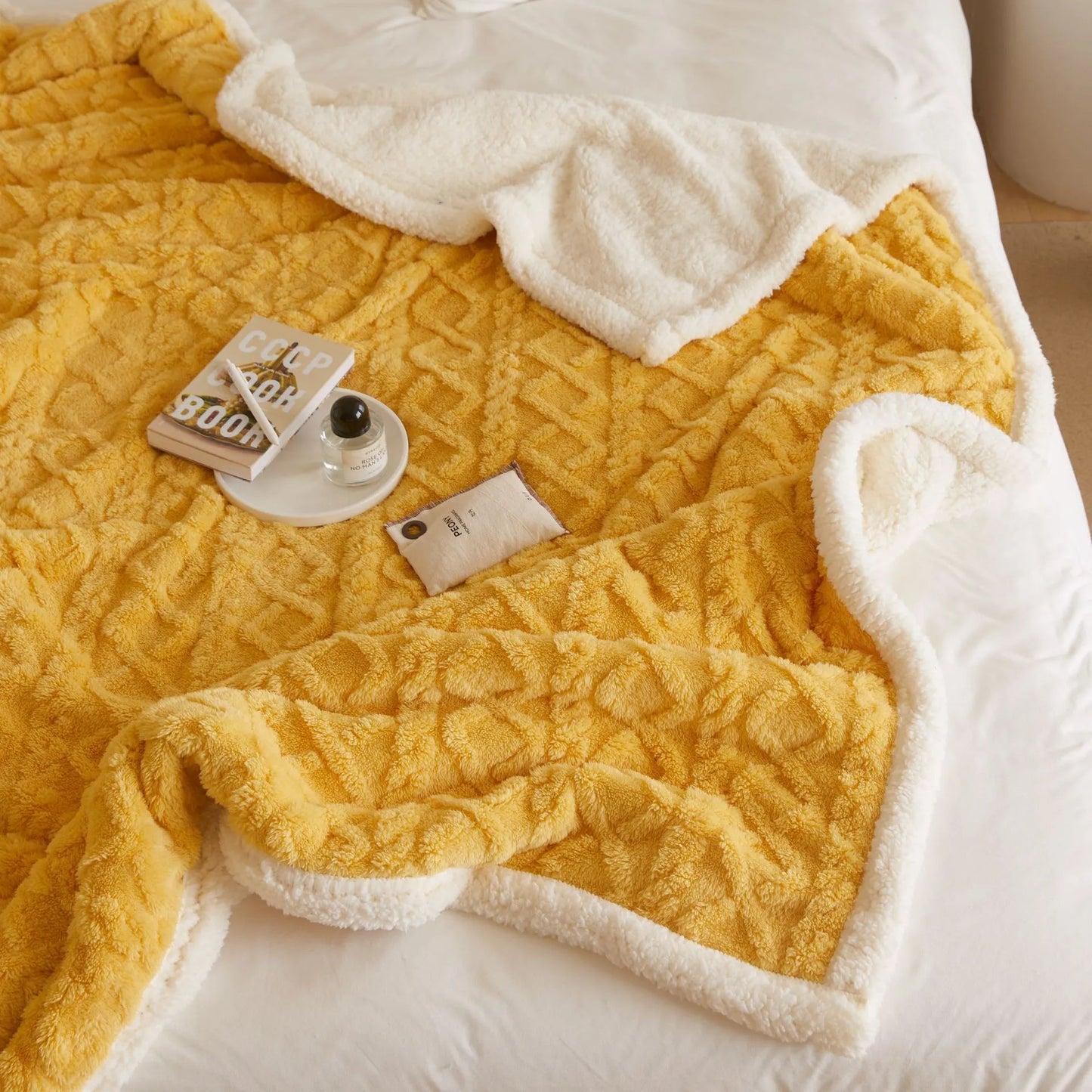 CLOUDSOFT FLEECE BLANKET