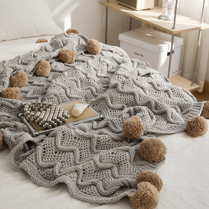LYSSA NORDIC KNIT THROW