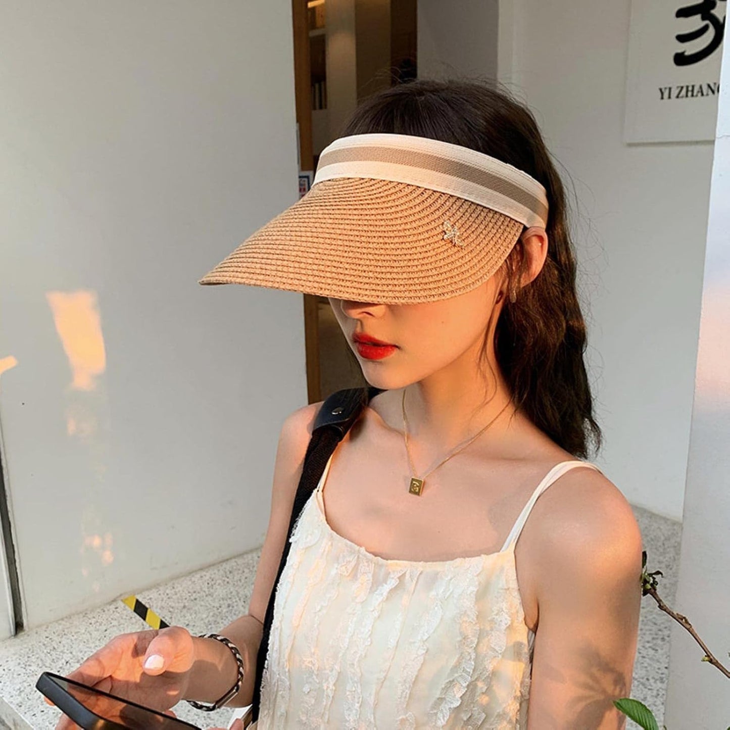 ELARA STRAW SUN VISOR