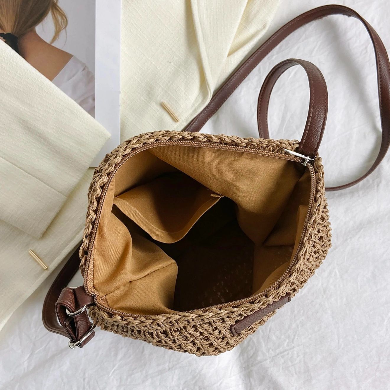 NICHE STRAW TOTE BAG