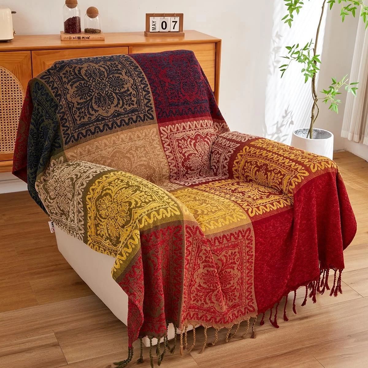 BAHAR MOSAIC CHENILLE THROW BLANKET