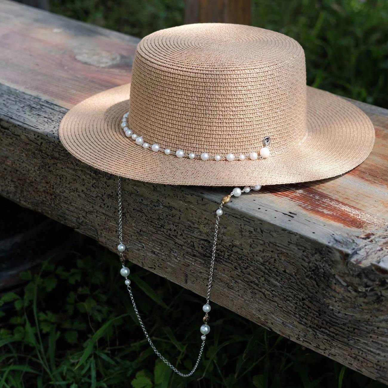 ÉLODIE PEARL STRAW HAT