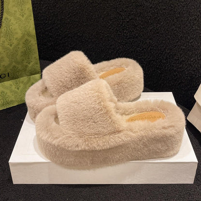 ASTRID PLUSH LOUNGE SLIPPERS