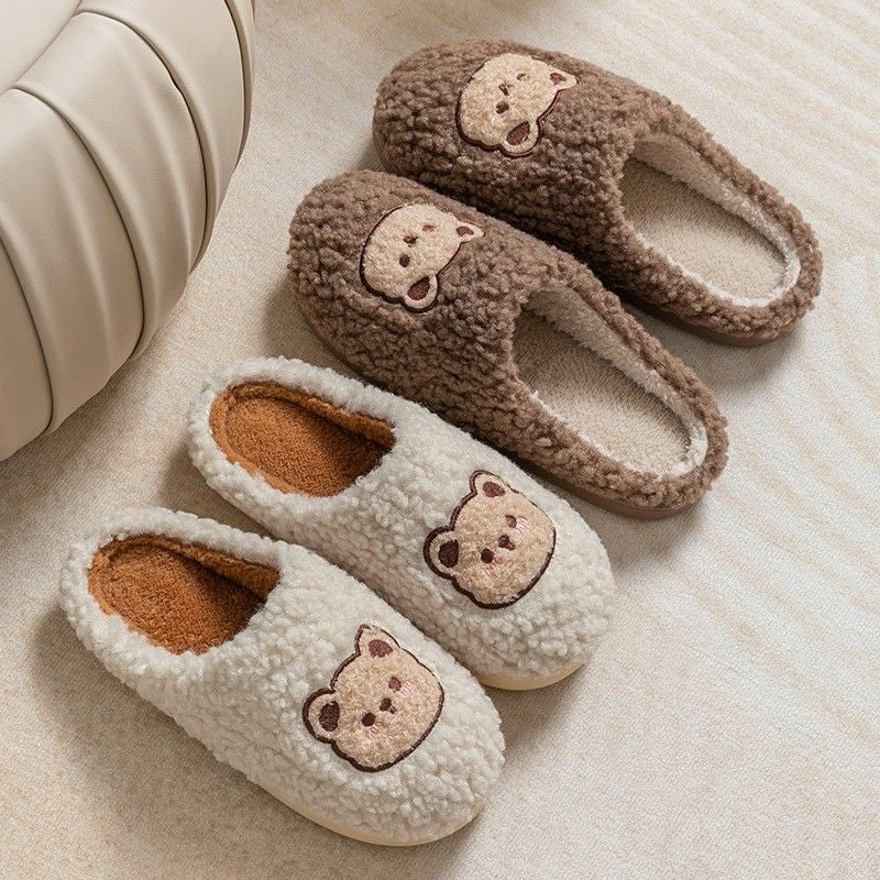 BEARLY PLUSH SLIPPERS