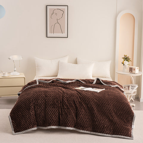Hikari Waffle Plush Throw Blanket – Ultra Soft & Cozy