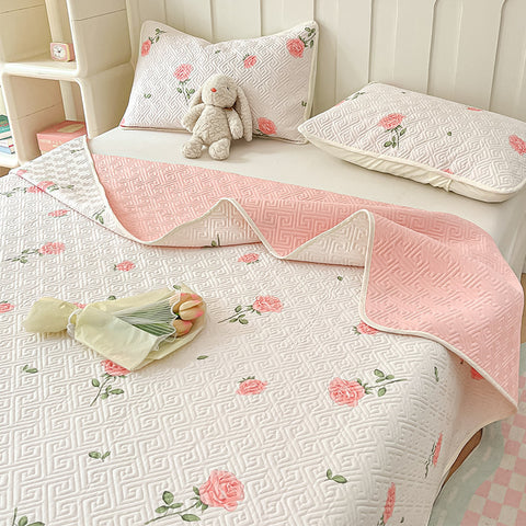 Playful Cotton Bedspread - Non-Slip & Washable