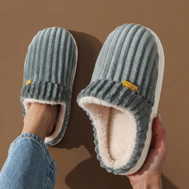 COZERO PLUSH SLIPPERS