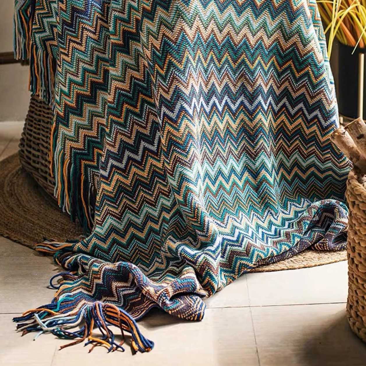 LYRA BOHEMIAN KNIT BLANKET