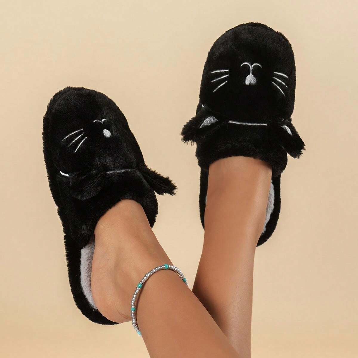 AKIKO PLUSH CAT SLIPPERS