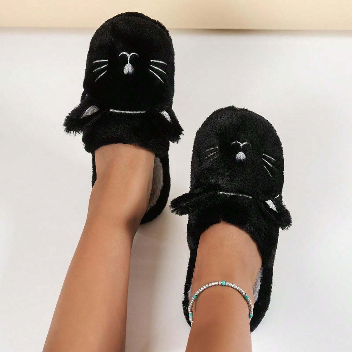 AKIKO PLUSH CAT SLIPPERS