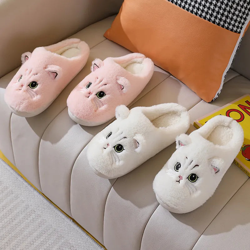 CAT PLUSH SLIPPERS