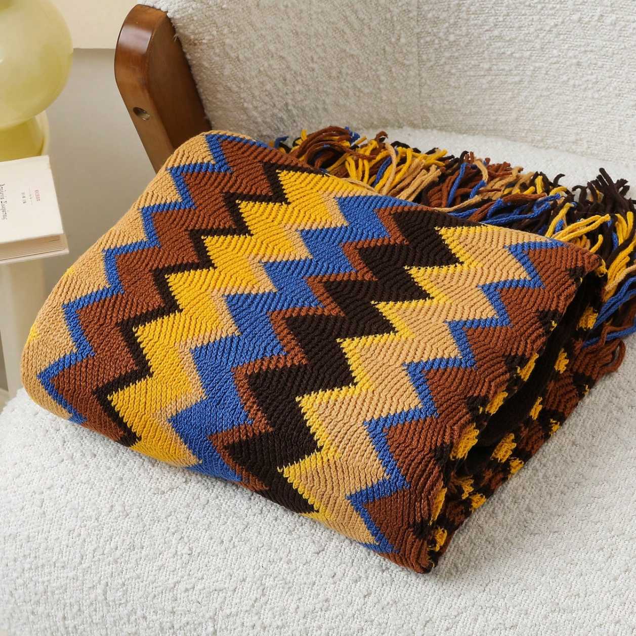 LYRA BOHEMIAN KNIT BLANKET