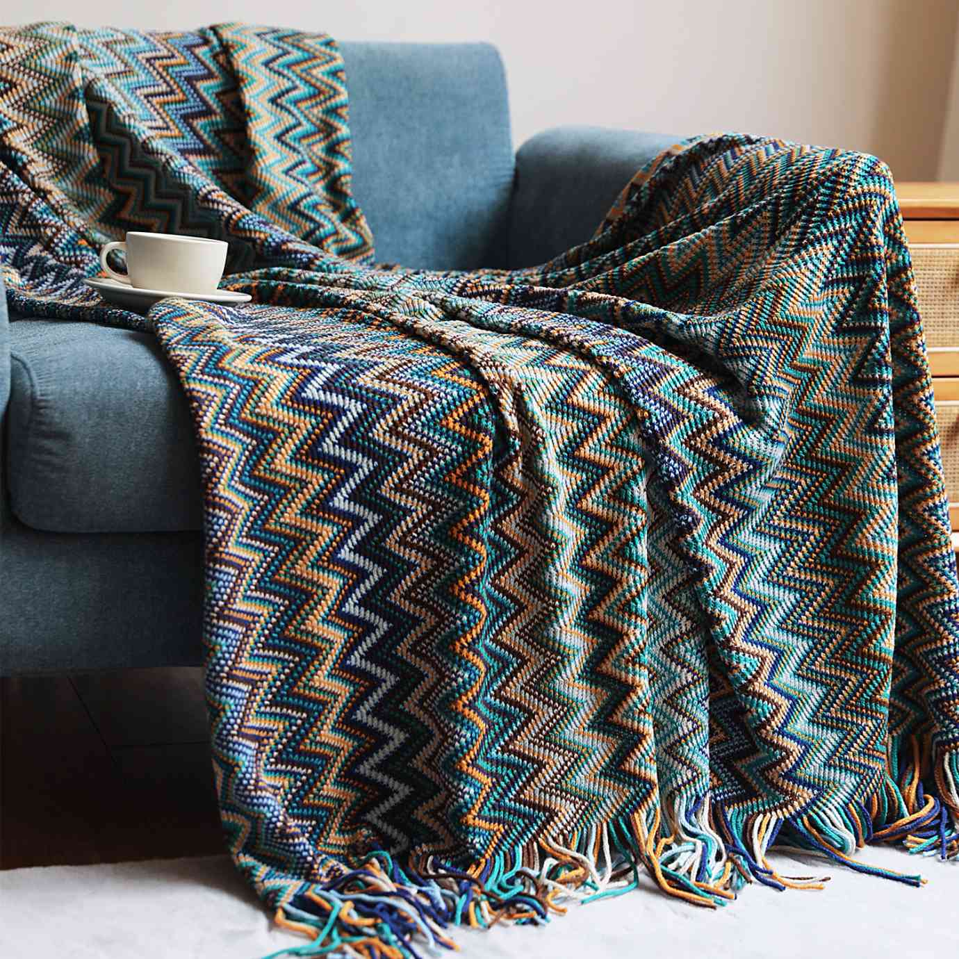 LYRA BOHEMIAN KNIT BLANKET