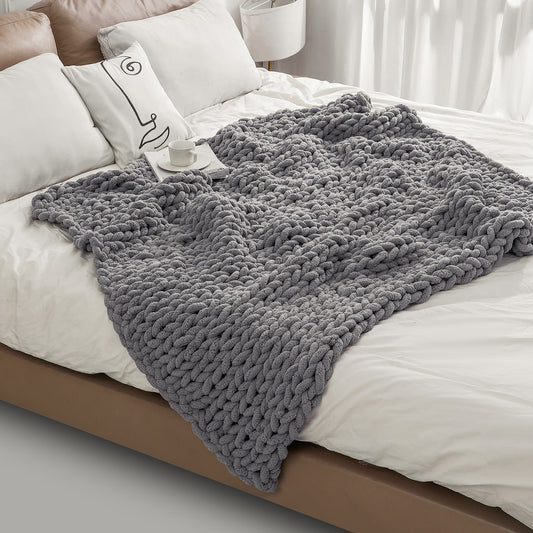 ASTRA CHUNKY PLUSH KNIT BLANKET