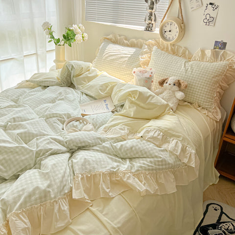 Ruffled Gingham Bedding Set 4PCS
