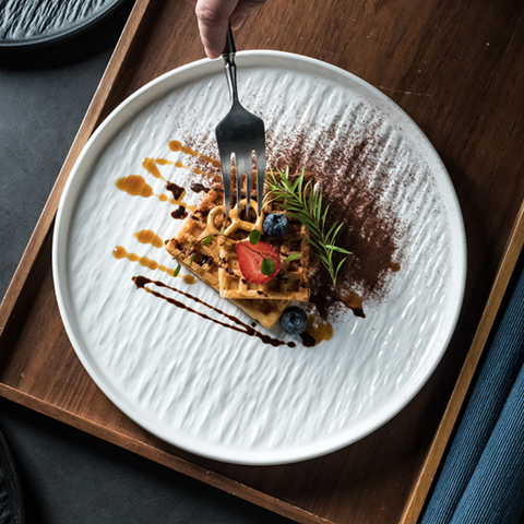 SEIYU RIPPLED DINNER PLATES
