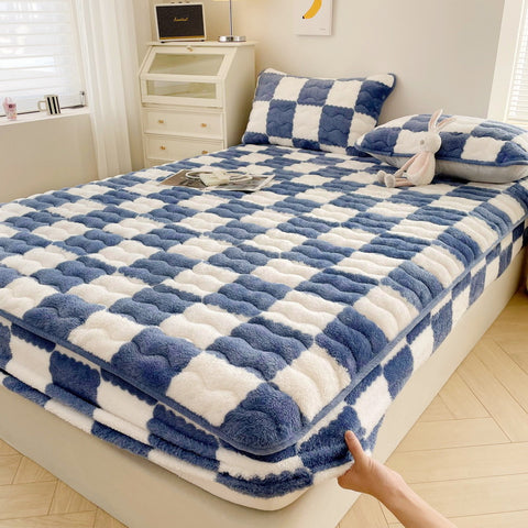 Milk Velvet Checkered Bedding