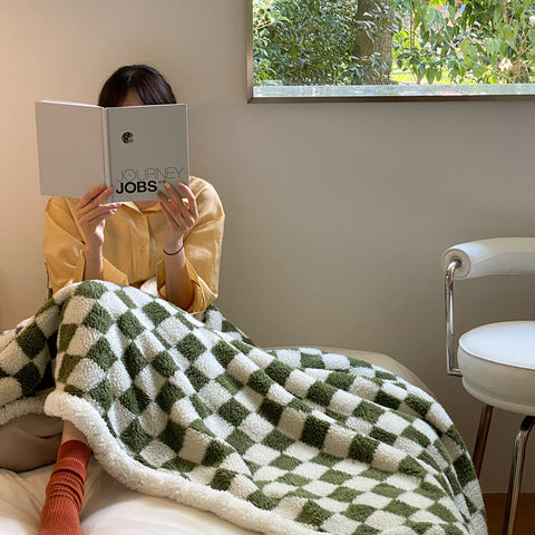 Checkered Soft Sherpa Blanket