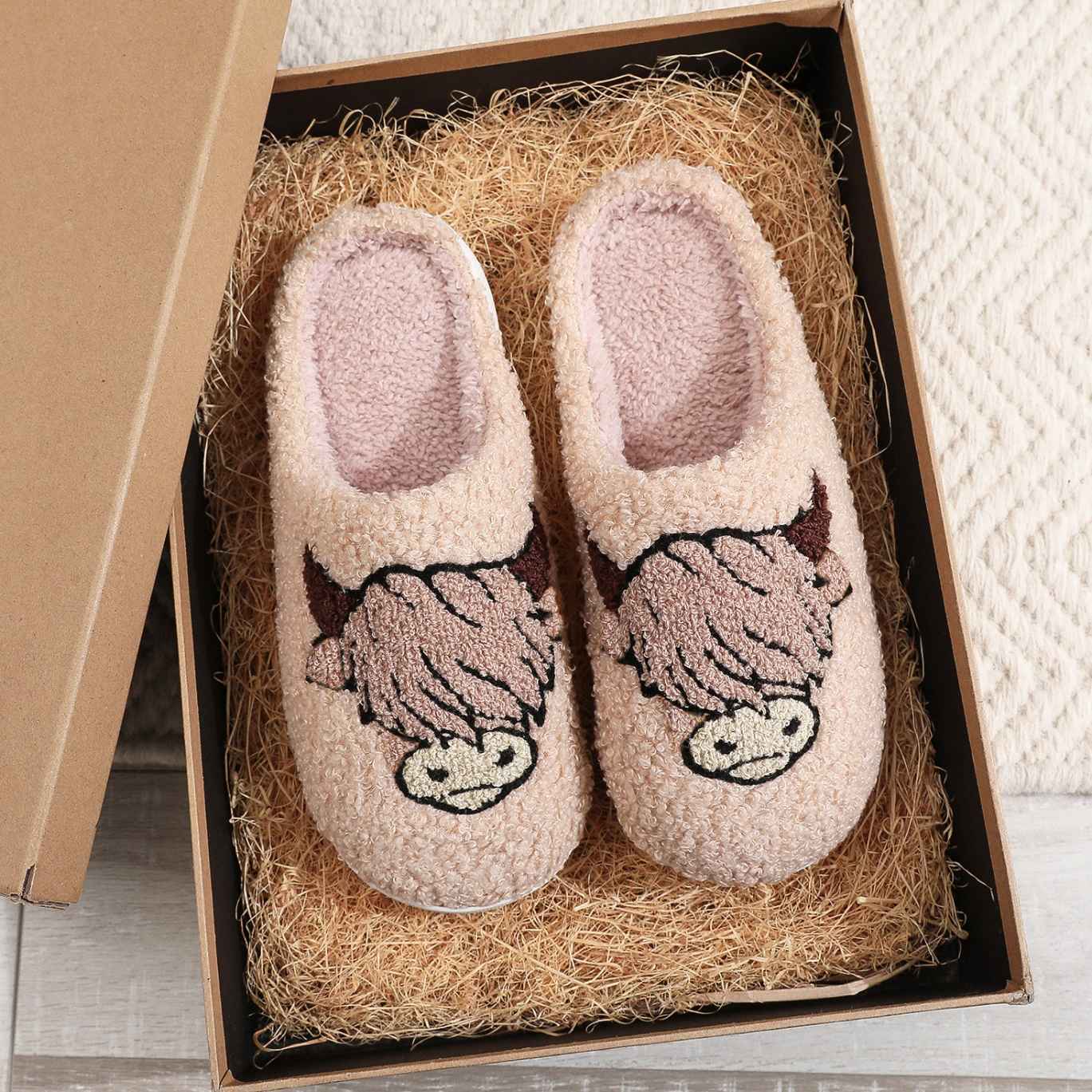 HIGHLAND COZY COW SLIPPERS