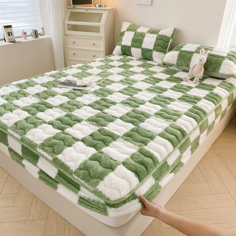 Milk Velvet Checkered Bedding
