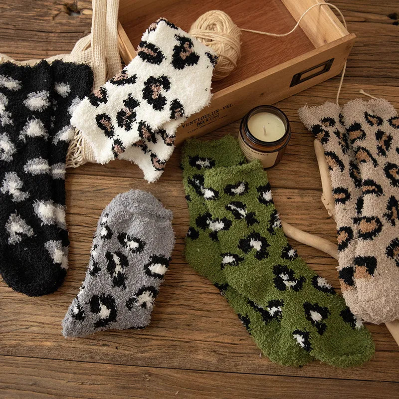 LEOPARD PLUSH COZY SOCKS