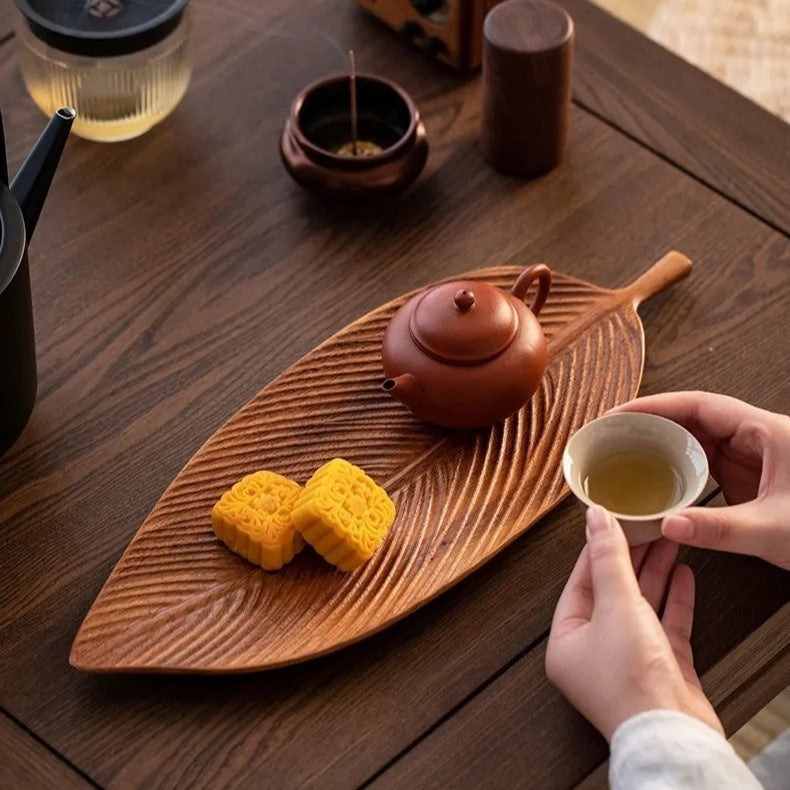 VERDANT LEAF WOODEN SERVING TRAY