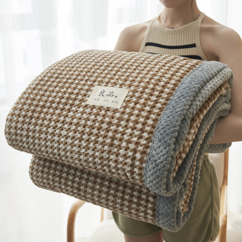 Checkered Fleece Throw Blanket