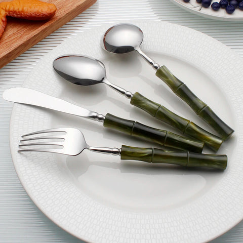 Akamaru Bamboo Cutlery Set