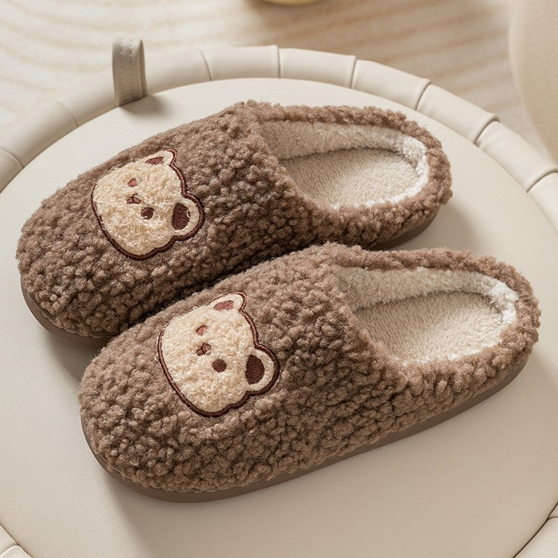 BEARLY PLUSH SLIPPERS