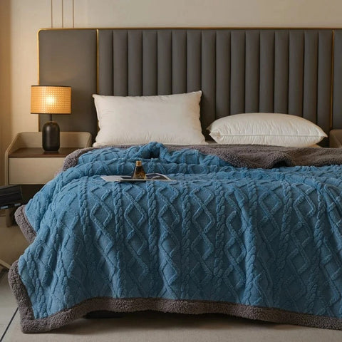 Thick Cable Knit Sherpa Fleece Blanket