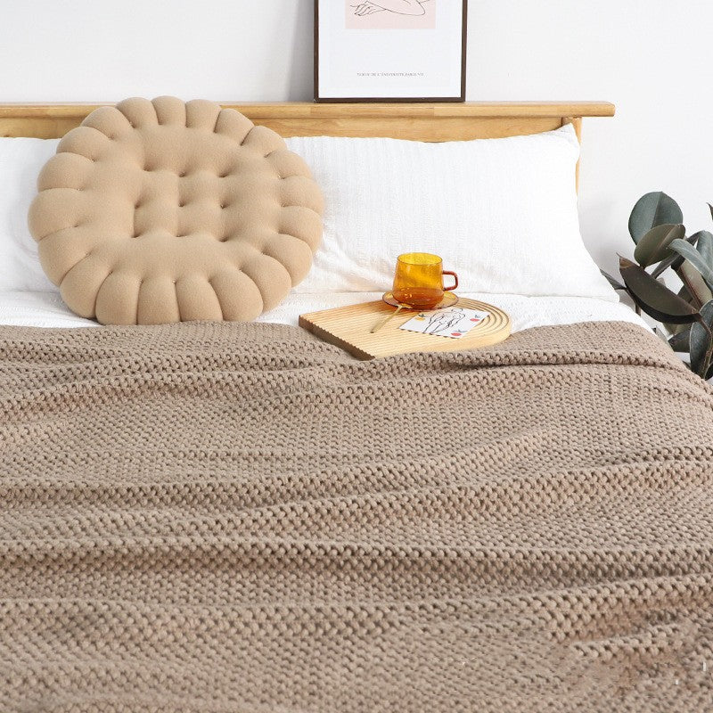 NORDIC TASSELED CHENILLE BLANKET