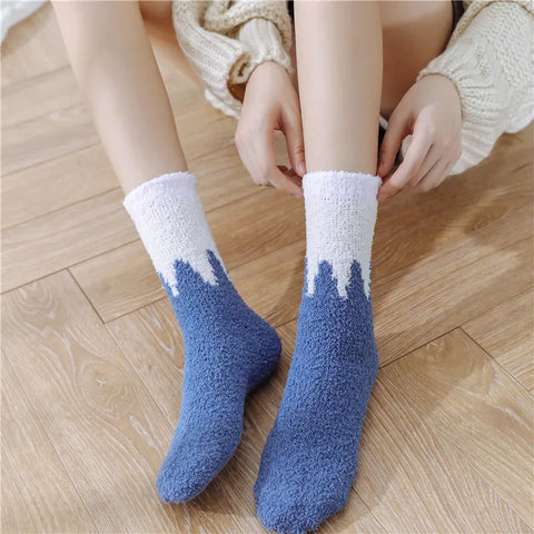 Women's Fuzzy Cozy Socks 7-Pack