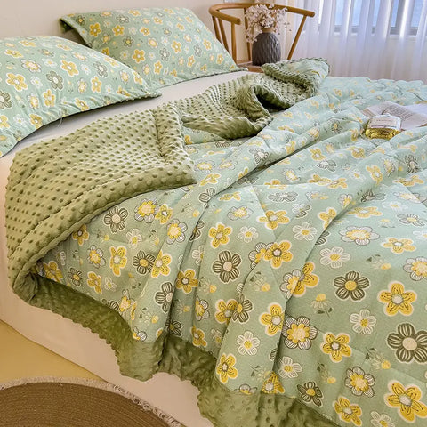 Cozy Quilt Blanket with Textured Velvet