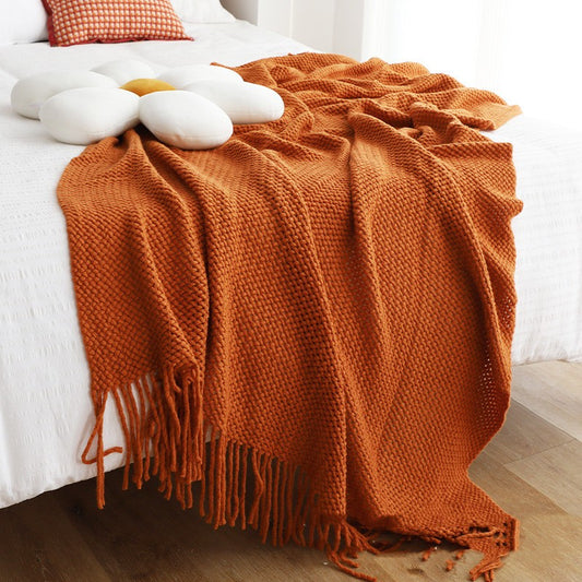 NORDIC TASSELED CHENILLE BLANKET