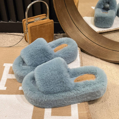 ASTRID PLUSH LOUNGE SLIPPERS