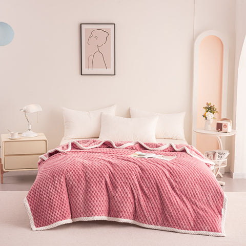 Hikari Waffle Plush Throw Blanket – Ultra Soft & Cozy