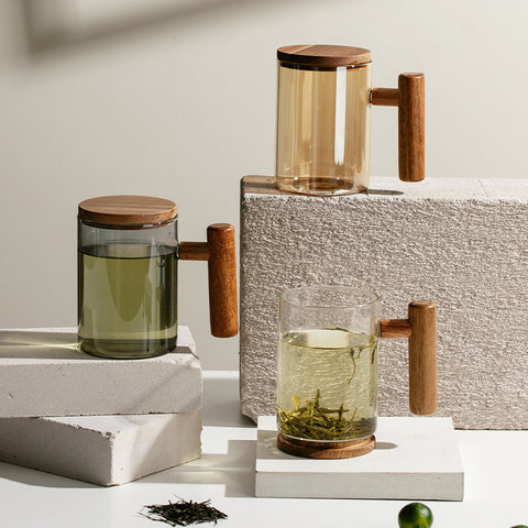 Borosilicate Glass Tea Cup - Wood Handle & Lid