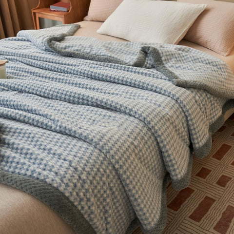 Checkered Fleece Throw Blanket