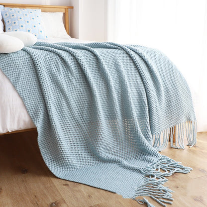NORDIC TASSELED CHENILLE BLANKET