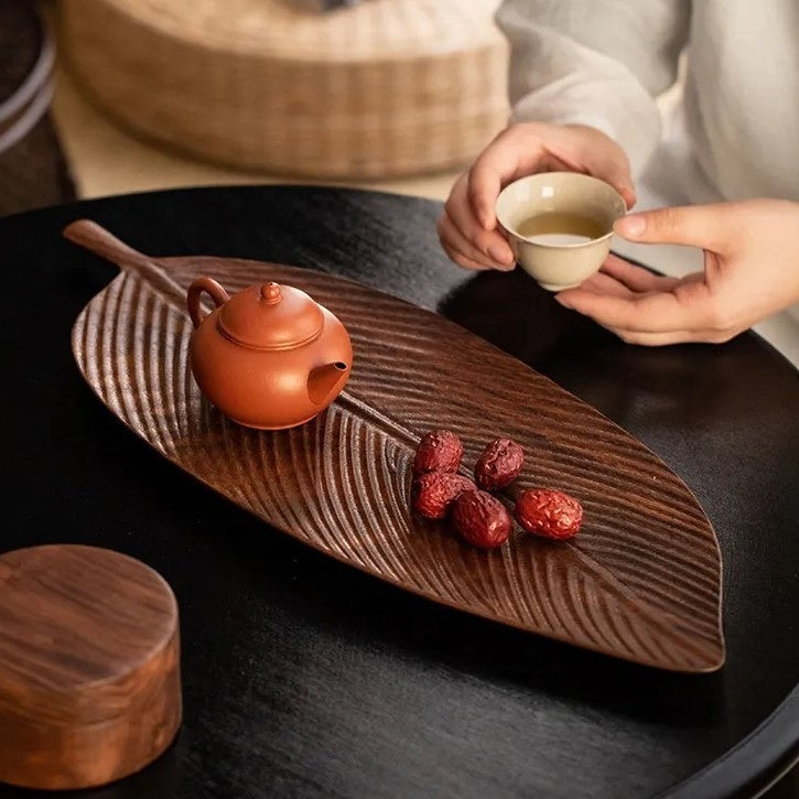 VERDANT LEAF WOODEN SERVING TRAY