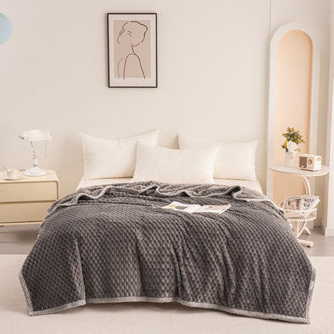Hikari Waffle Plush Throw Blanket – Ultra Soft & Cozy