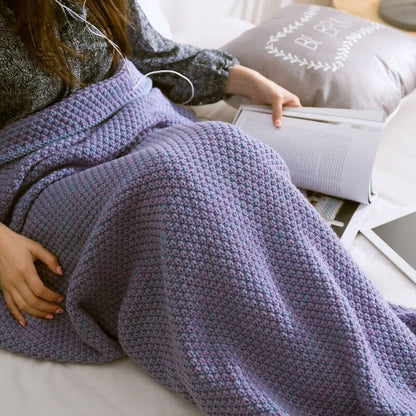 MERMAID TAIL KNIT BLANKET