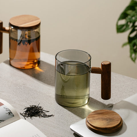 Borosilicate Glass Tea Cup - Wood Handle & Lid