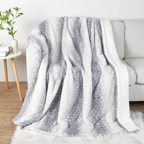 Deer Print Faux Fur Winter Blanket