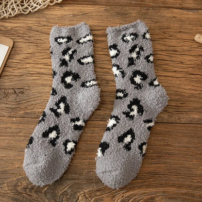 LEOPARD PLUSH COZY SOCKS